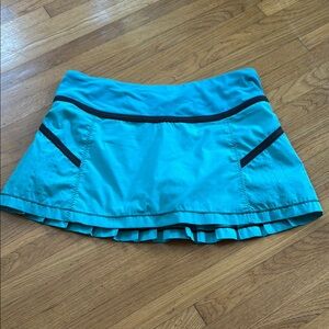 Lululemon Athletica Blue Skater Mini Skirt with Ruffled High-Low Design